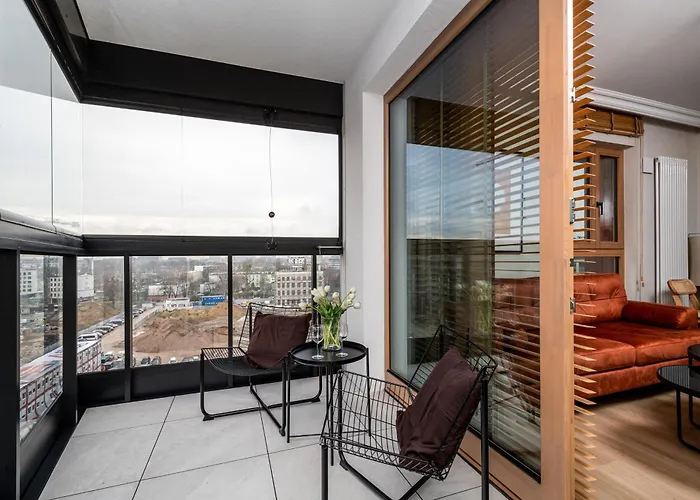 Apartman Towarowa Square, Sun & Snow Varsó